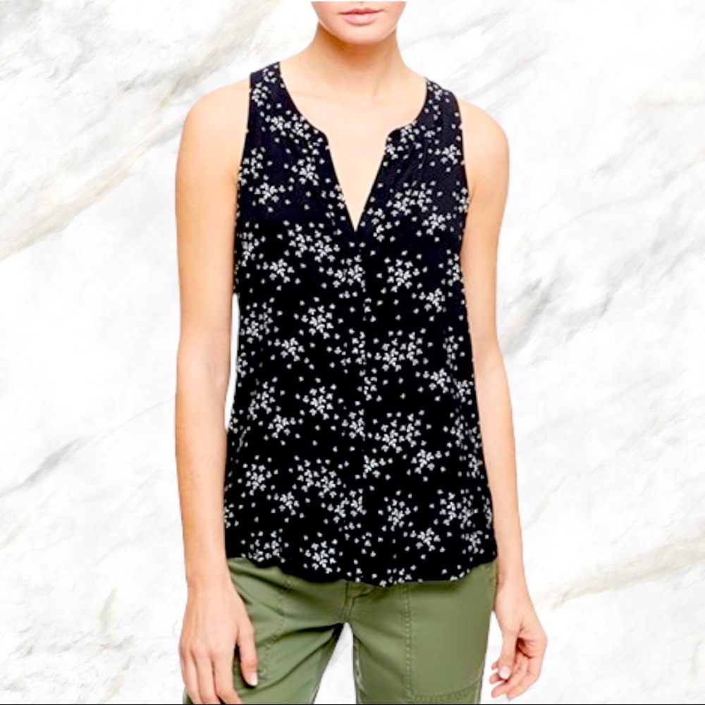 Sanctuary | White Leaf Print Black Split Neck Button-Up Tank Top
